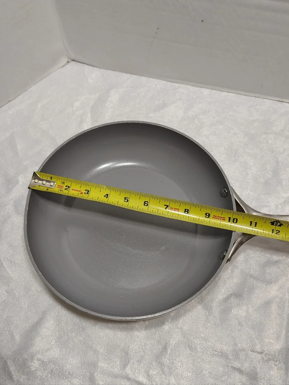 Caraway ceramic non